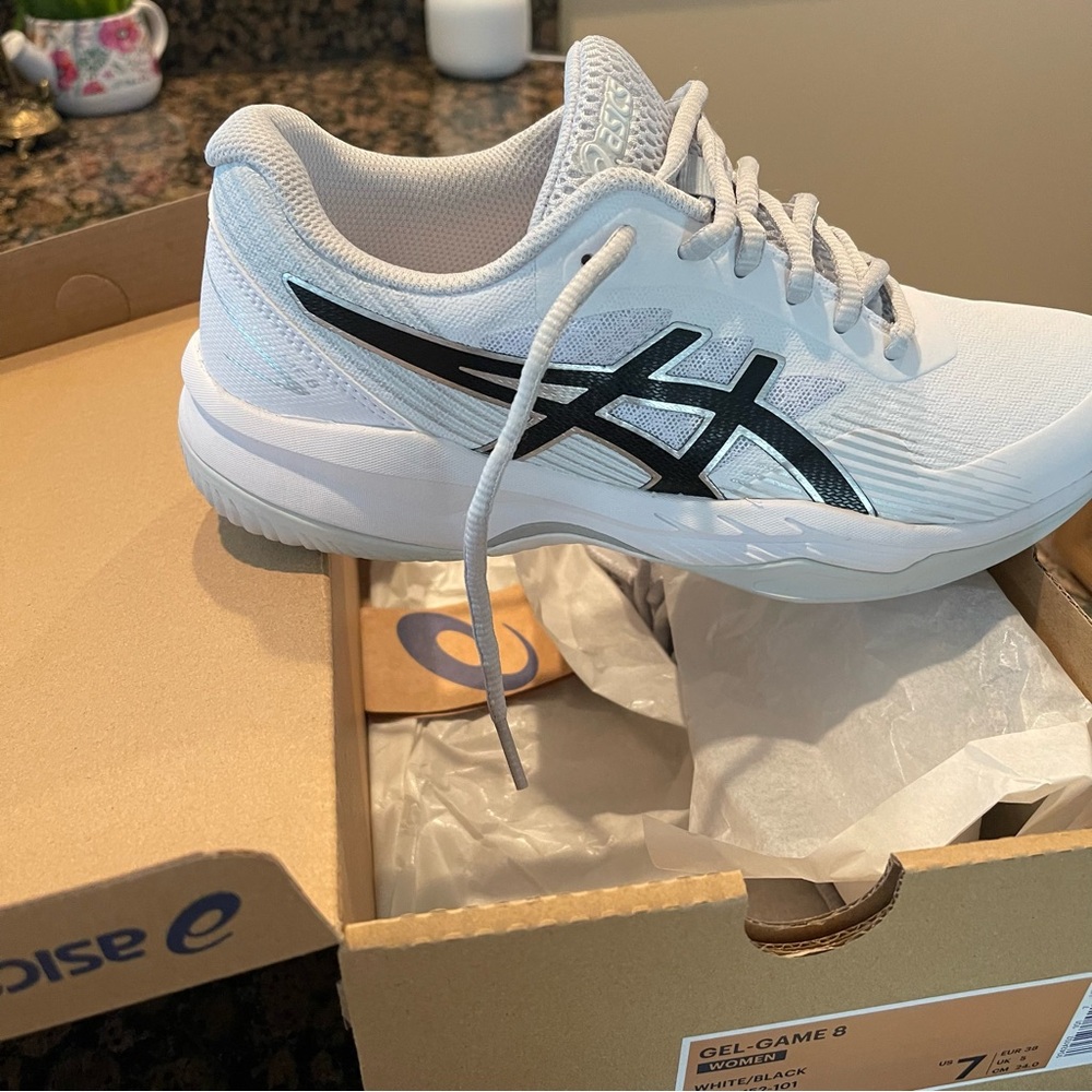 Asics Gel-Game 8 White and Black Tennis Shoes
